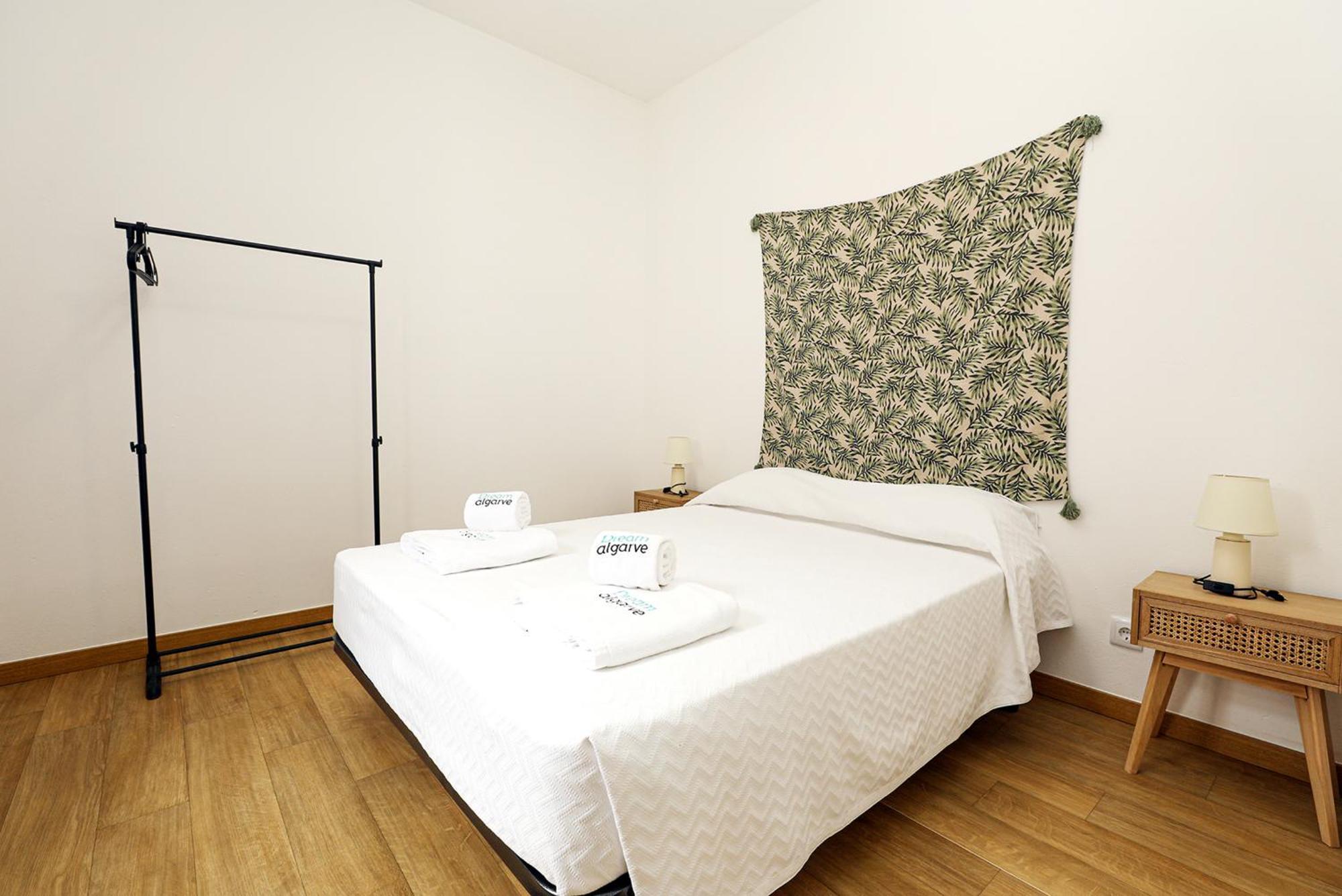 B87 - Windmill 2 Bed Apartment In Odiaxere Exterior photo