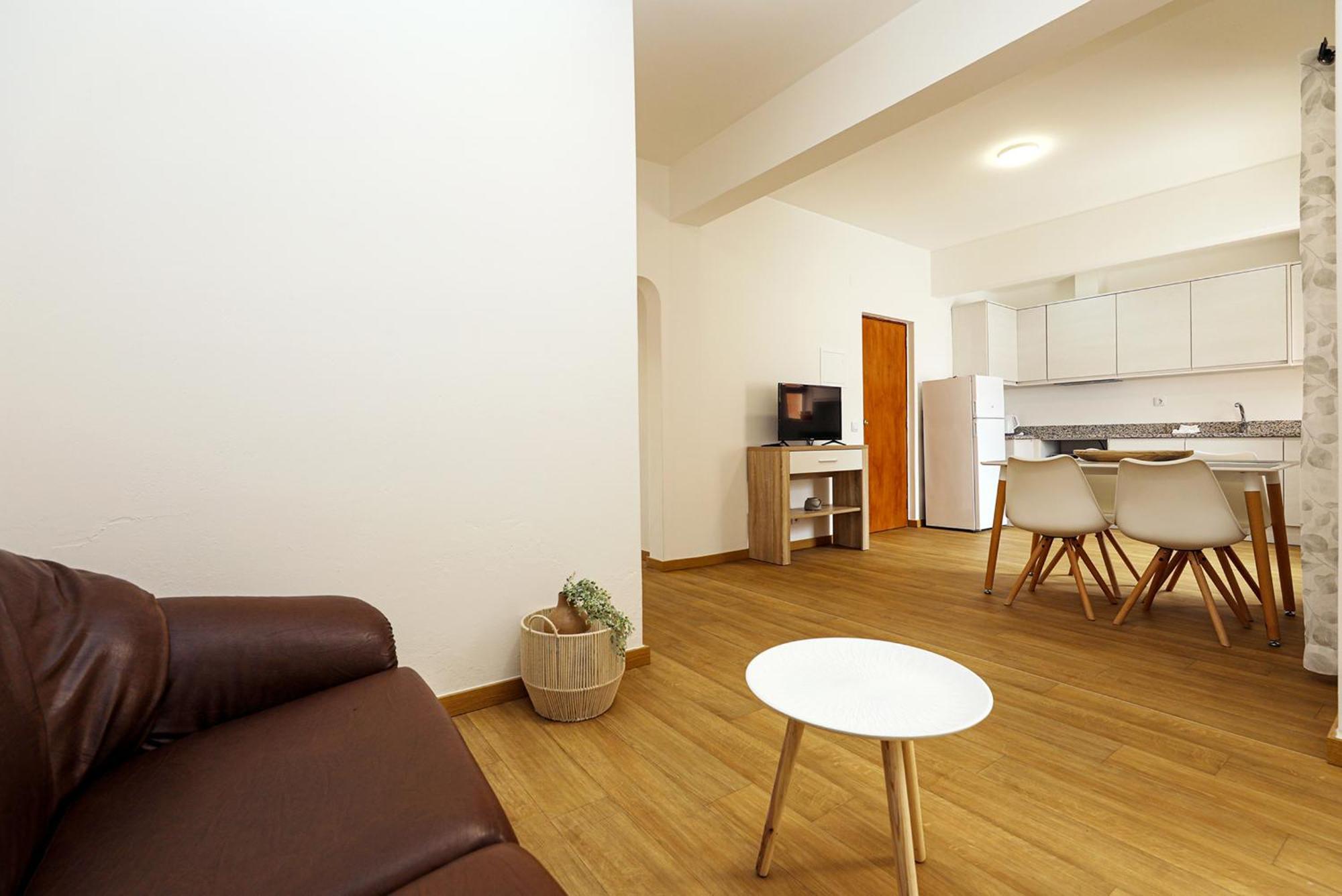 B87 - Windmill 2 Bed Apartment In Odiaxere Exterior photo