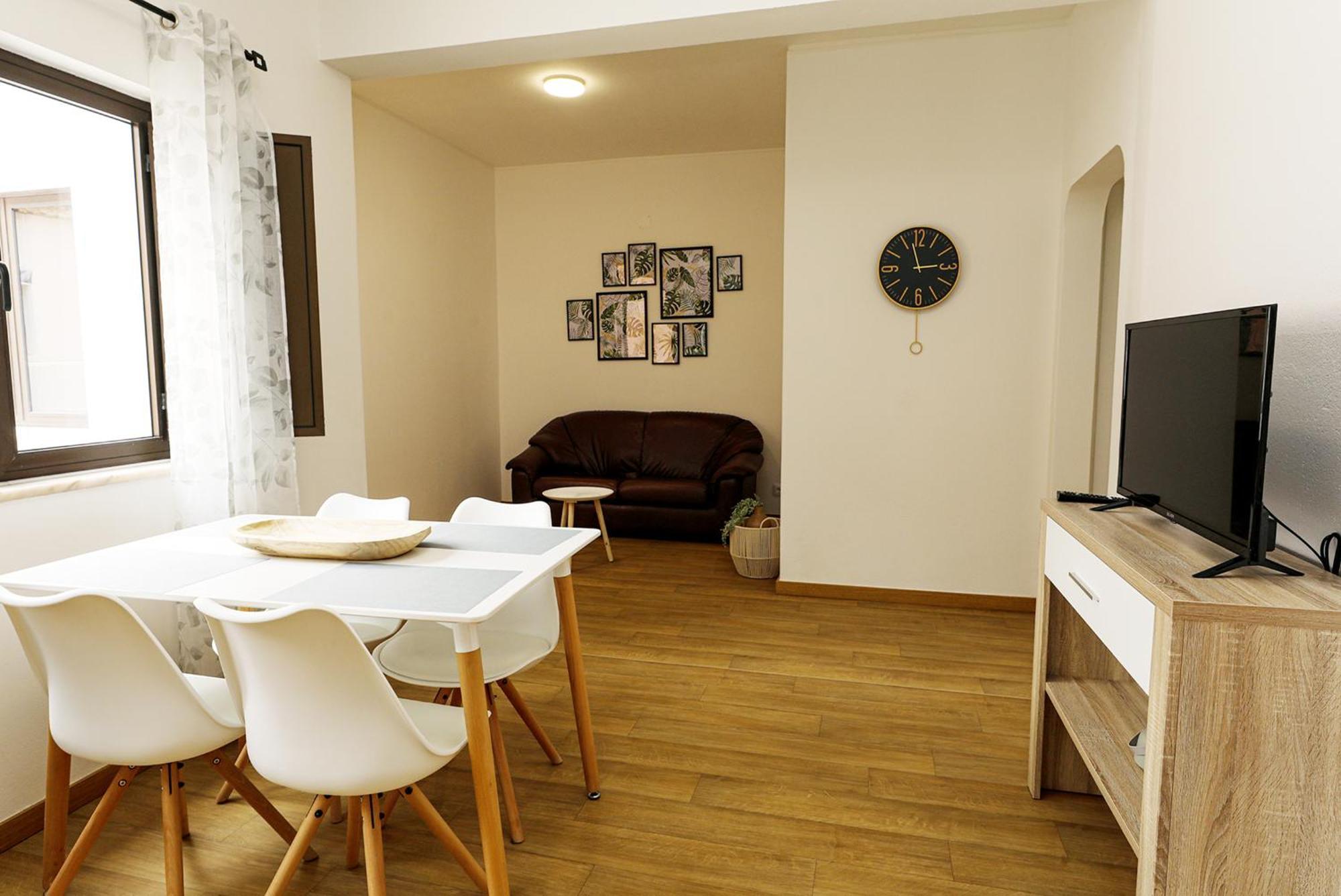 B87 - Windmill 2 Bed Apartment In Odiaxere Exterior photo
